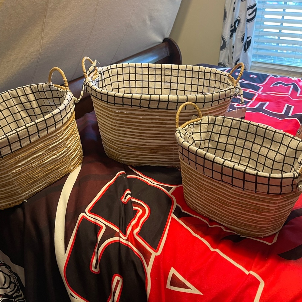 COPY - Baskets - Picture 3 of 3